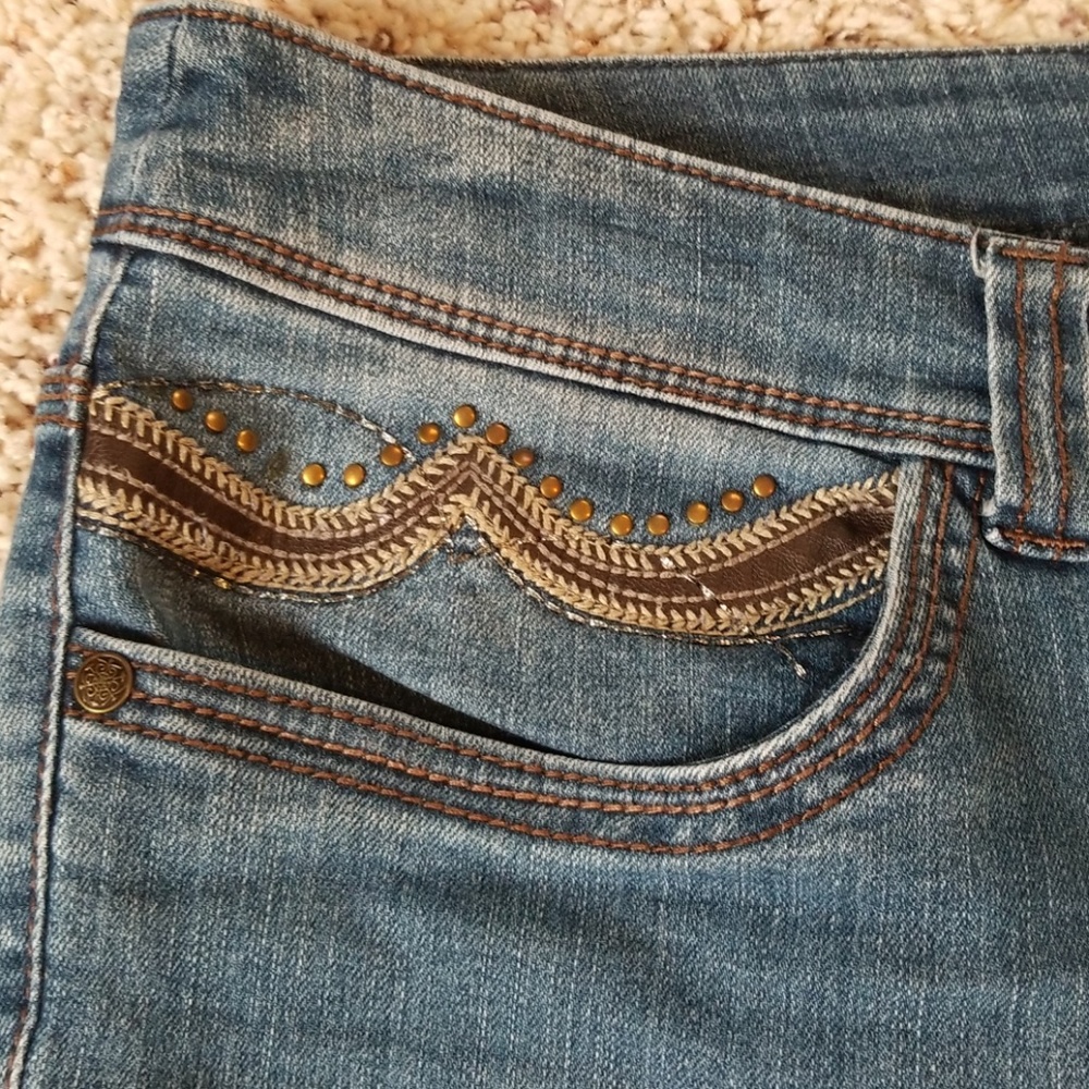 Jeans - Picture 2 of 6